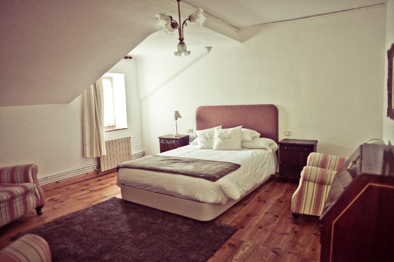 Mas Sant Marc Country house Puigcerda